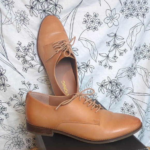 Vionic Weslyn Tan Leather Oxfords Lace-Up Loafers - Picture 2 of 10